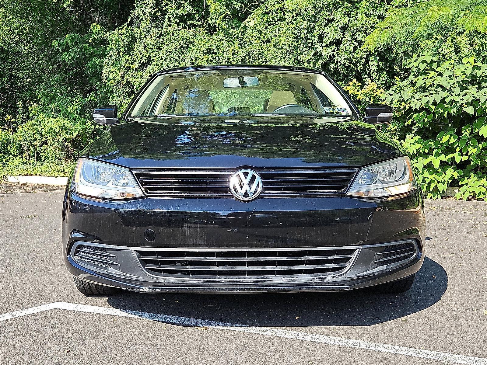 2012 Volkswagen Jetta Sedan Vehicle Photo in Jenkintown, PA 19046