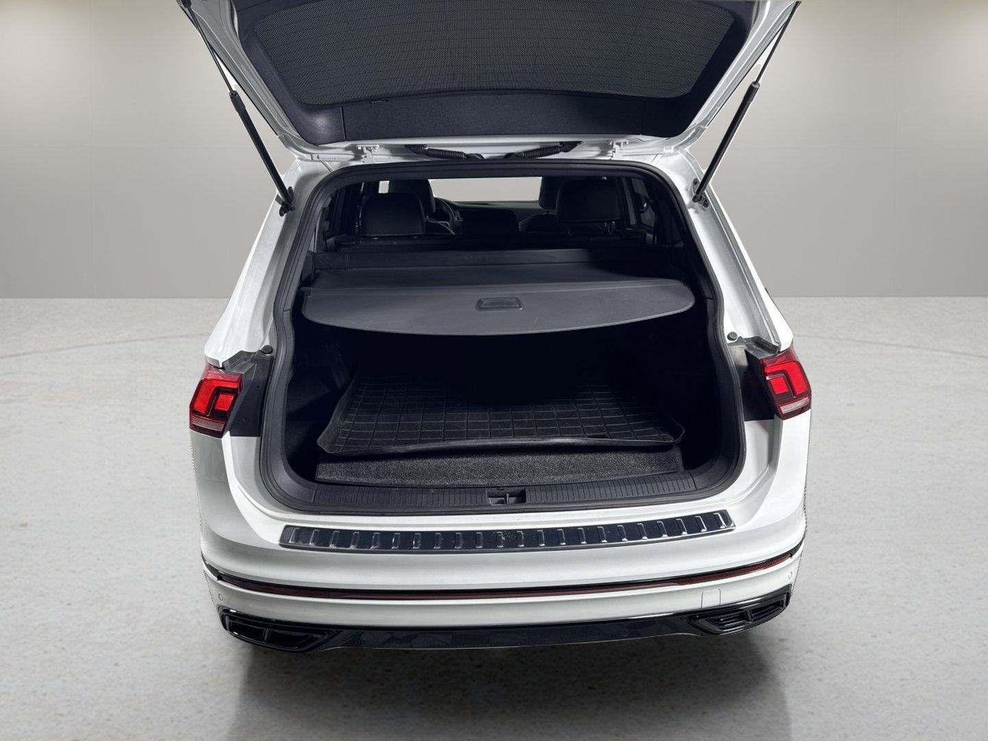 2023 Volkswagen Tiguan Vehicle Photo in Georgetown, TX 78626