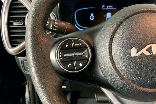 2024 Kia Soul Vehicle Photo in KANSAS CITY, MO 64114-4502