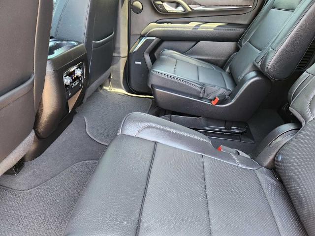 2024 GMC Yukon XL Vehicle Photo in DENTON, TX 76210-9321