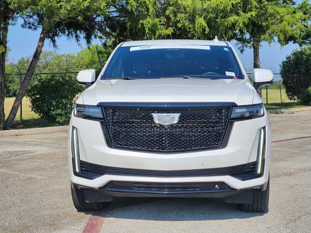 2022 Cadillac Escalade Vehicle Photo in DENTON, TX 76210-9321