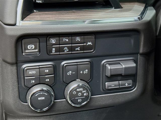 2025 Chevrolet Tahoe Vehicle Photo in EVERETT, WA 98203-5662