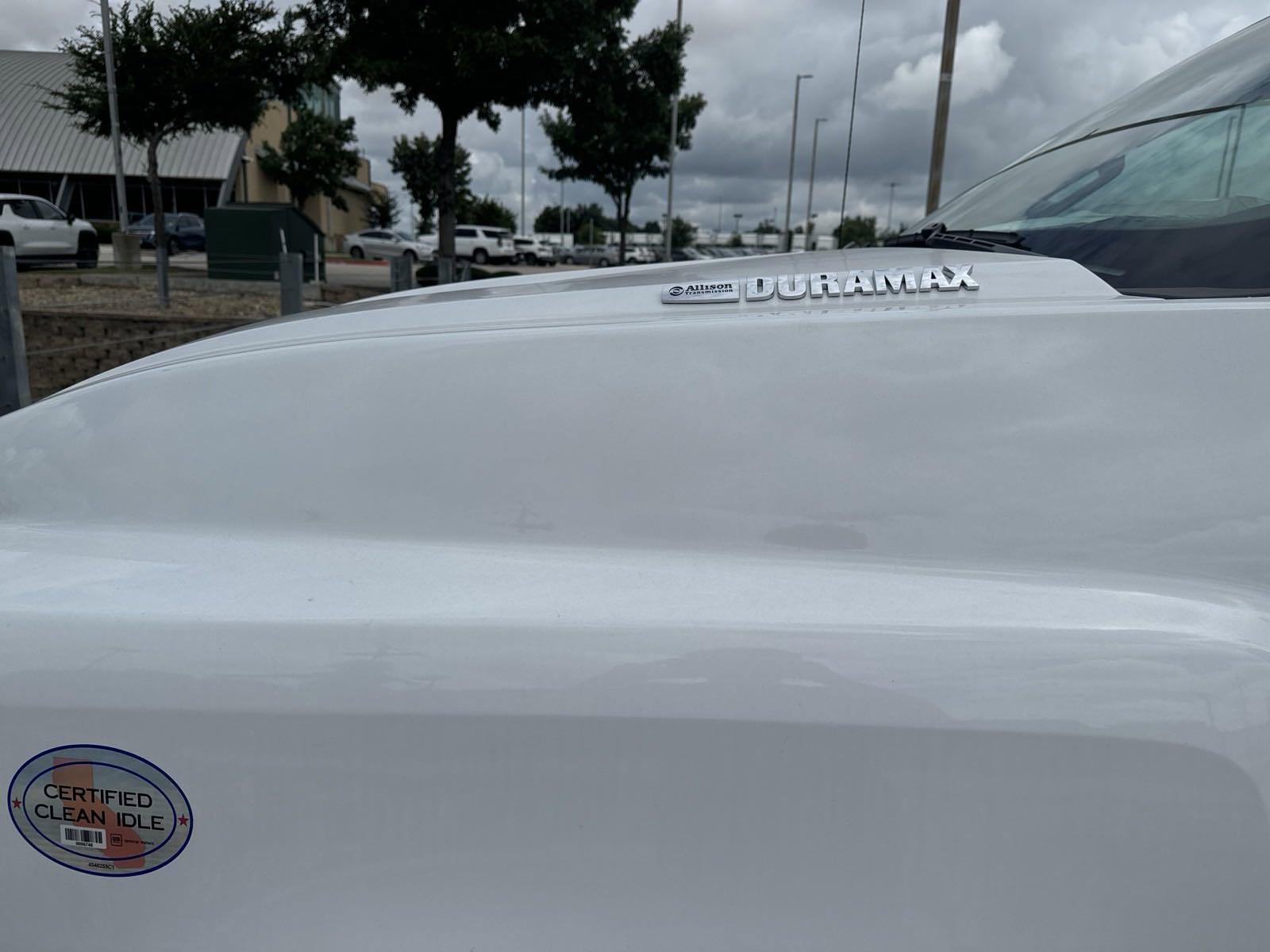 2024 Chevrolet Silverado 5500 HD Vehicle Photo in GEORGETOWN, TX 78626-7508