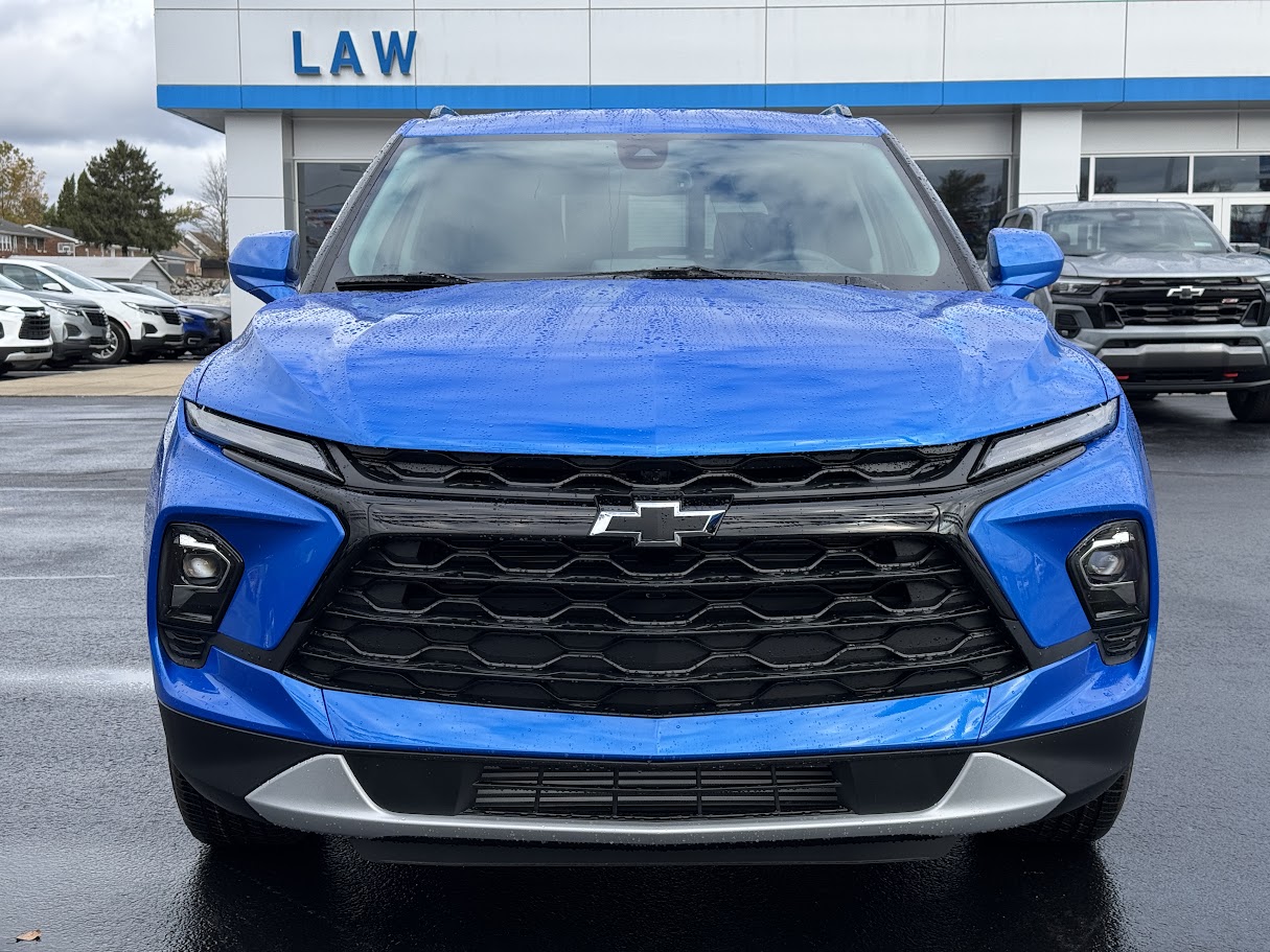 2025 Chevrolet Blazer Vehicle Photo in BOONVILLE, IN 47601-9633