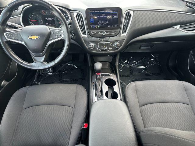 2022 Chevrolet Malibu Vehicle Photo in RIVERSIDE, CA 92504-4106