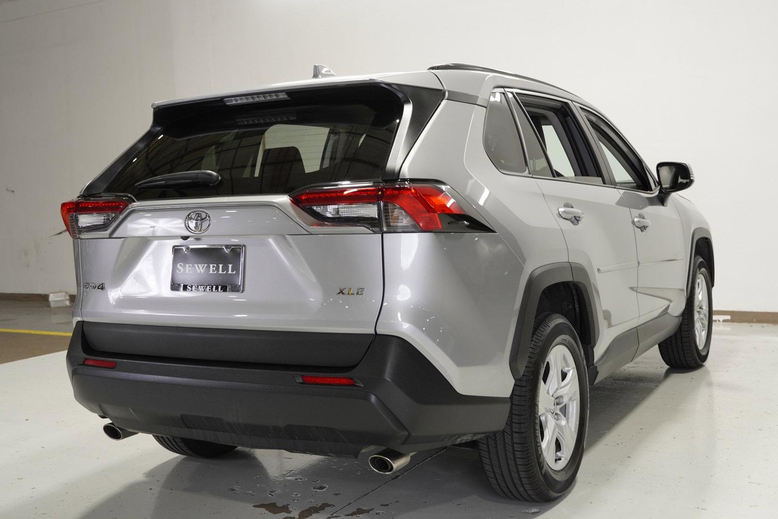 2021 Toyota RAV4 Vehicle Photo in GRAPEVINE, TX 76051