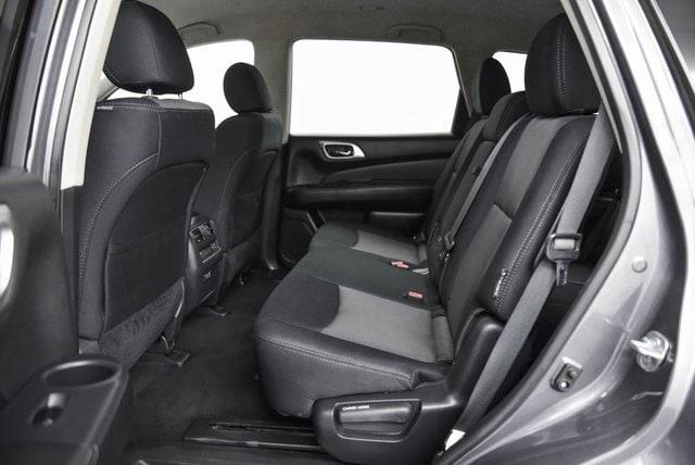 2019 Nissan Pathfinder Vehicle Photo in Akron, OH 44320