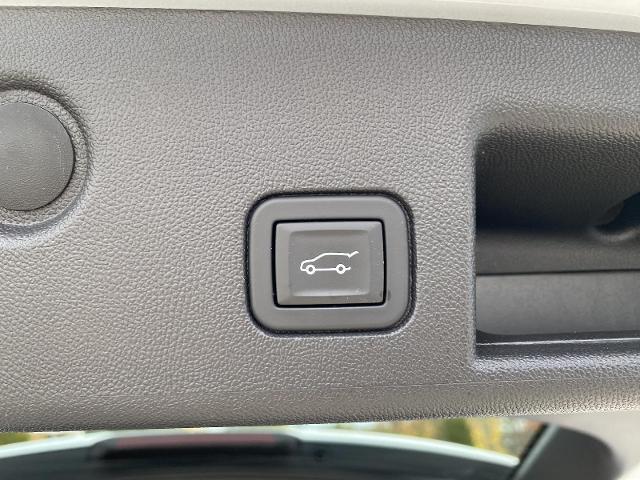 2024 Chevrolet Equinox Vehicle Photo in LEOMINSTER, MA 01453-2952