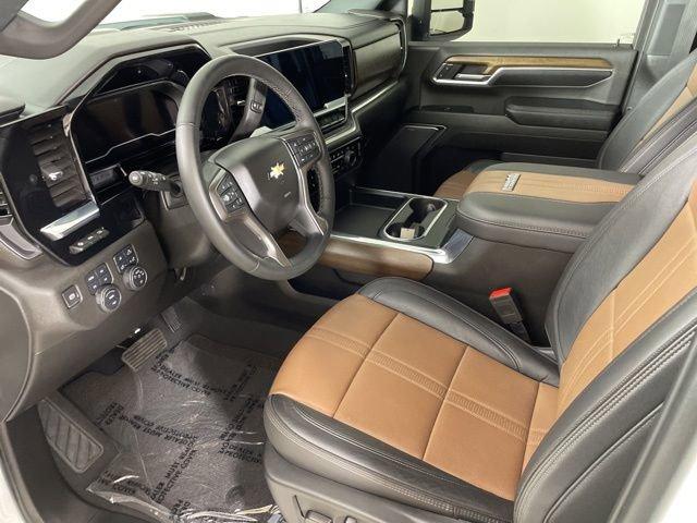 2024 Chevrolet Silverado 2500 HD Vehicle Photo in PHOENIX, AZ 85014-3381