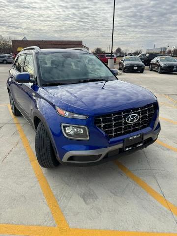 2024 Hyundai VENUE Vehicle Photo in Peoria, IL 61615