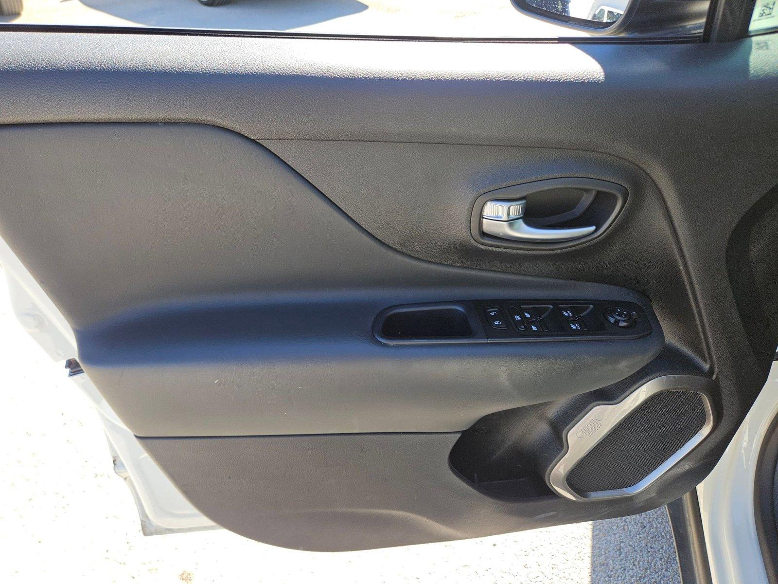 2022 Jeep Renegade Vehicle Photo in NORTH RICHLAND HILLS, TX 76180-7199