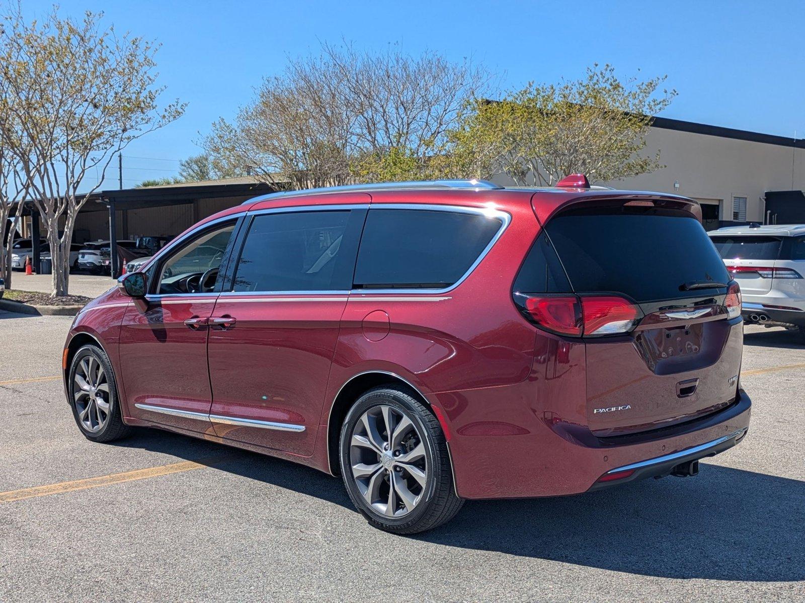 2017 Chrysler Pacifica Vehicle Photo in Clearwater, FL 33765