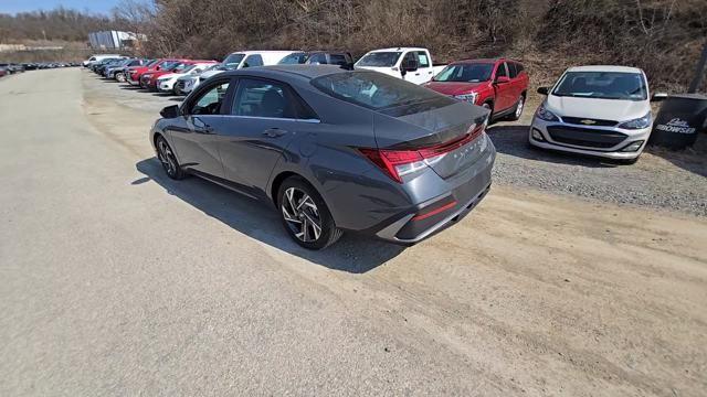 2024 Hyundai ELANTRA Vehicle Photo in Pleasant Hills, PA 15236