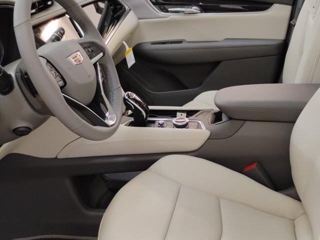 2025 Cadillac XT6 Vehicle Photo in PINEVILLE, NC 28134-8495