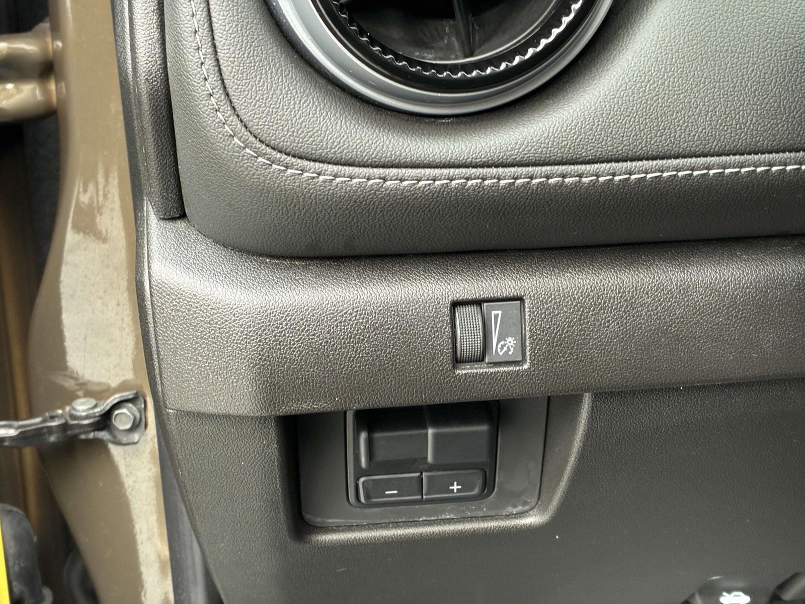 2024 Chevrolet Colorado Vehicle Photo in LOS ANGELES, CA 90007-3794