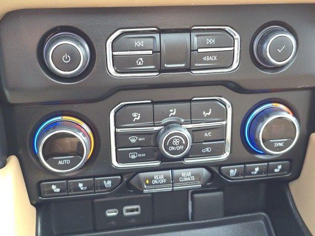 2022 Chevrolet Tahoe Vehicle Photo in Pleasant Hills, PA 15236