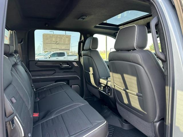 2025 GMC Sierra 2500 HD Vehicle Photo in COLUMBIA, MO 65203-3903
