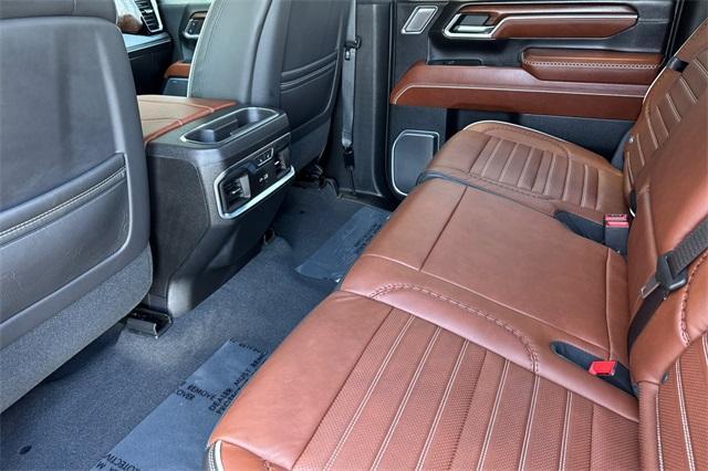 2024 GMC Sierra 2500 HD Vehicle Photo in ELK GROVE, CA 95757-8703