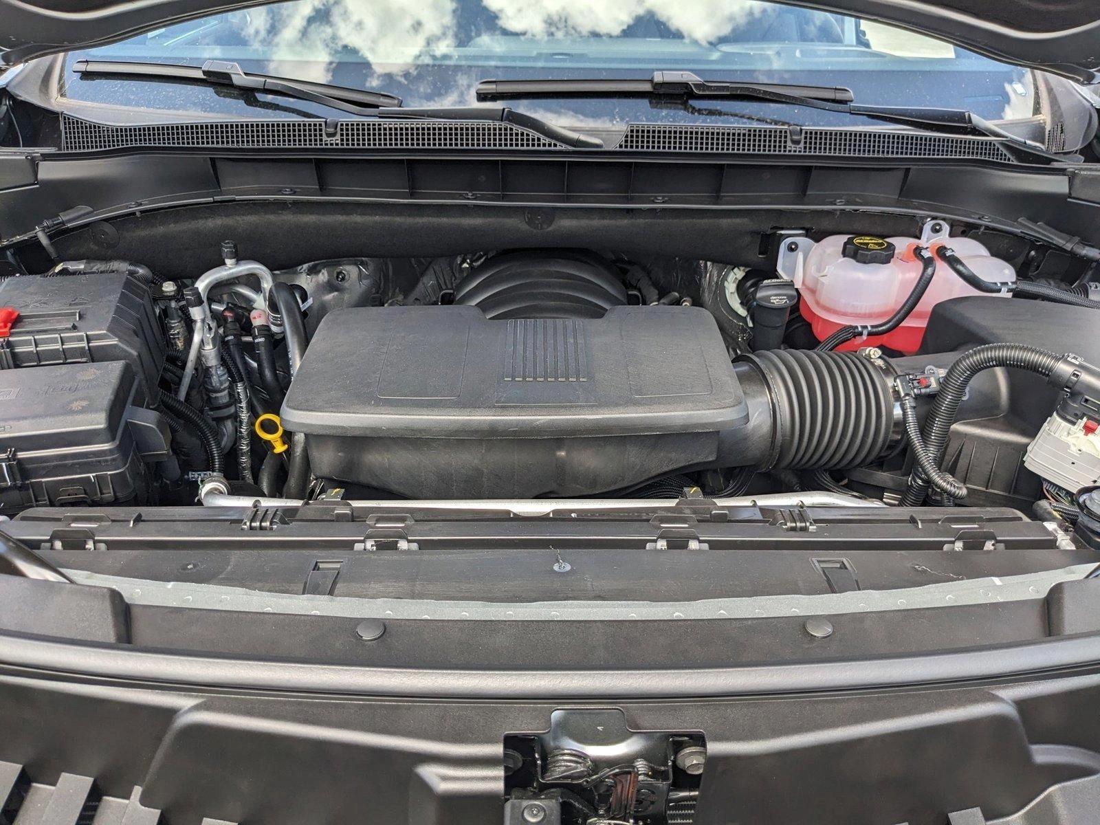 2025 Chevrolet Suburban Vehicle Photo in MIAMI, FL 33172-3015