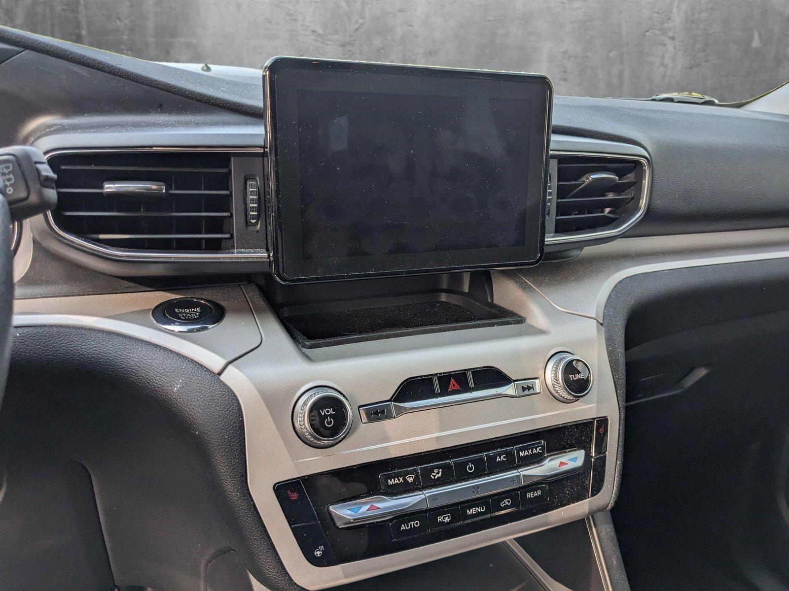 2023 Ford Explorer Vehicle Photo in Sanford, FL 32771