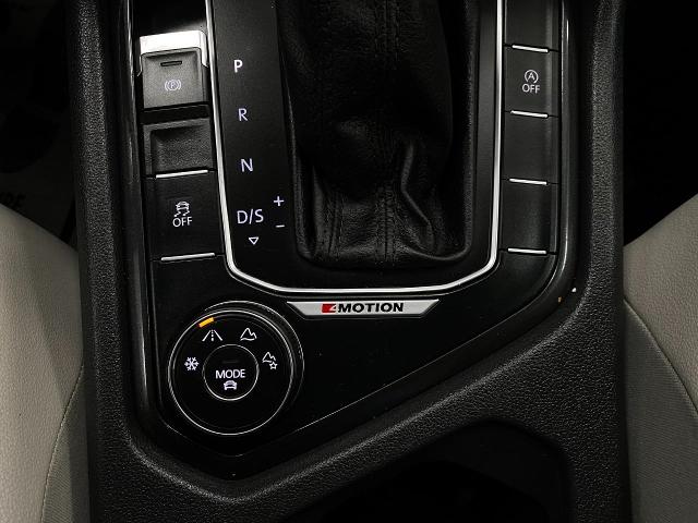 2018 Volkswagen Tiguan Vehicle Photo in Appleton, WI 54913