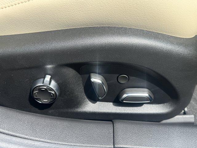 2025 Cadillac CT5 Vehicle Photo in LEOMINSTER, MA 01453-2952
