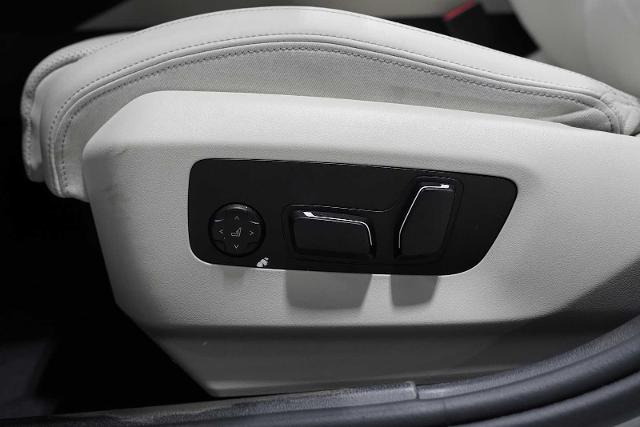 2024 BMW 530i Vehicle Photo in GRAPEVINE, TX 76051