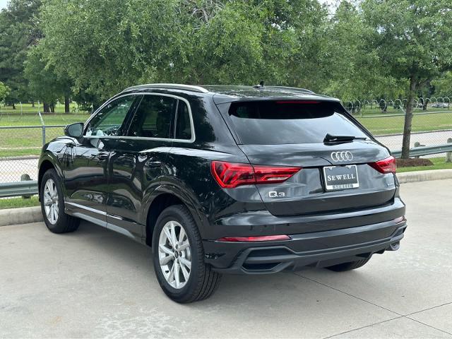 2024 Audi Q3 Vehicle Photo in HOUSTON, TX 77090