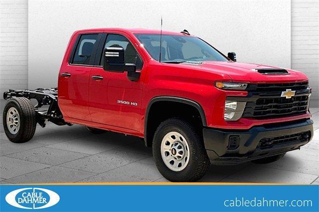 2025 Chevrolet Silverado 3500 HD Vehicle Photo in TOPEKA, KS 66609-0000