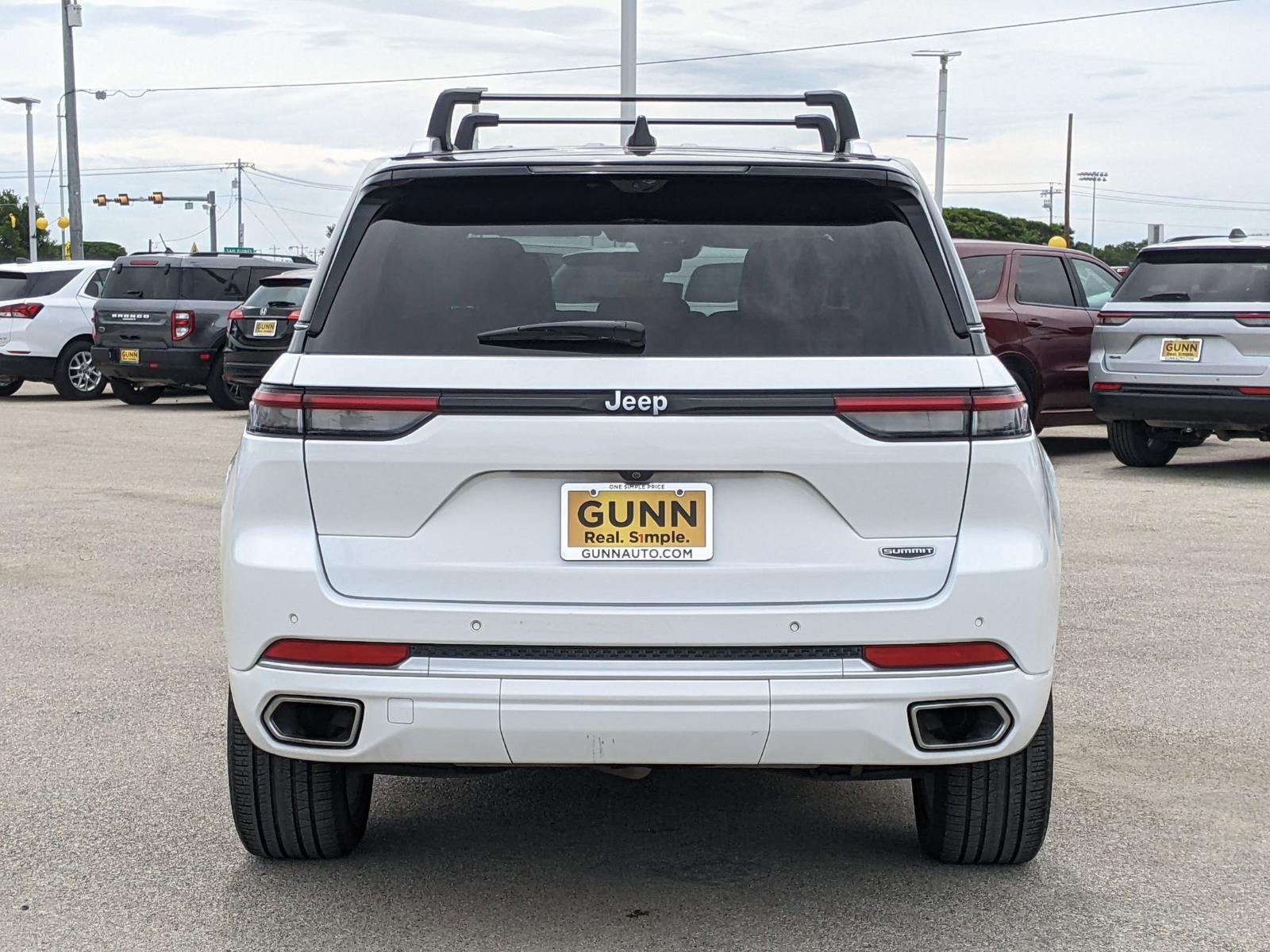 2022 Jeep Grand Cherokee Vehicle Photo in Seguin, TX 78155