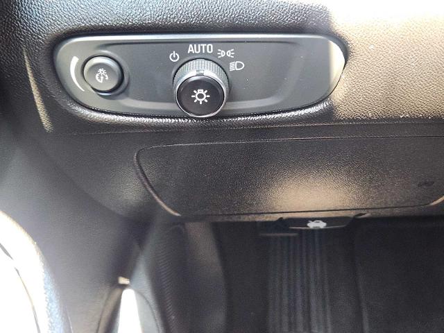 2016 Chevrolet Malibu Vehicle Photo in DENTON, TX 76210-9321