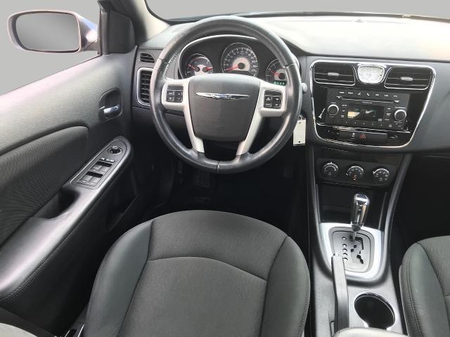 2011 Chrysler 200 Vehicle Photo in GREEN BAY, WI 54303-3330
