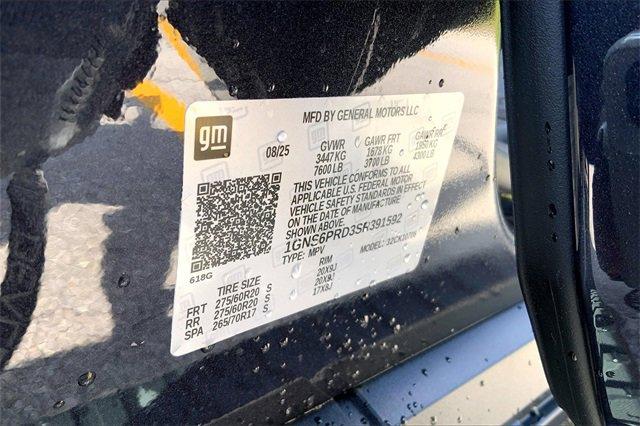 2025 Chevrolet Tahoe Vehicle Photo in KANSAS CITY, MO 64114-4502