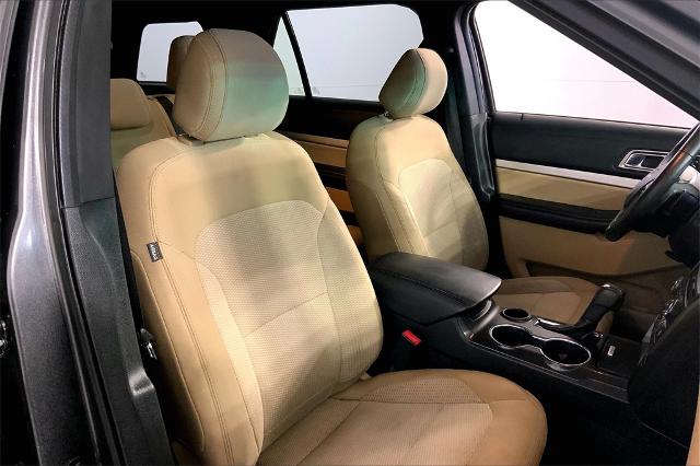 2016 Ford Explorer Vehicle Photo in Lees Summit, MO 64086