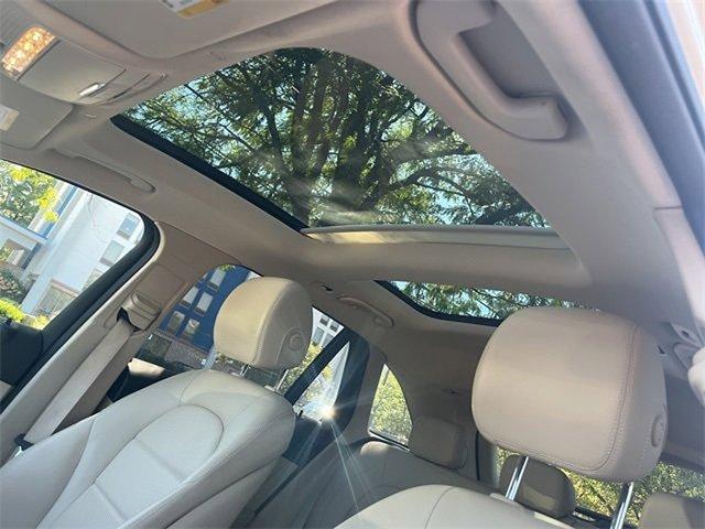 2022 Mercedes-Benz GLC Vehicle Photo in Willow Grove, PA 19090