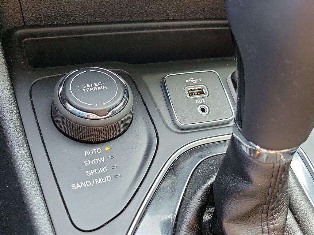 2020 Jeep Cherokee Vehicle Photo in Muncy, PA 17756