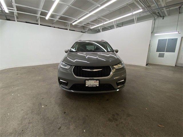 2022 Chrysler Pacifica Vehicle Photo in PORTLAND, OR 97225-3518