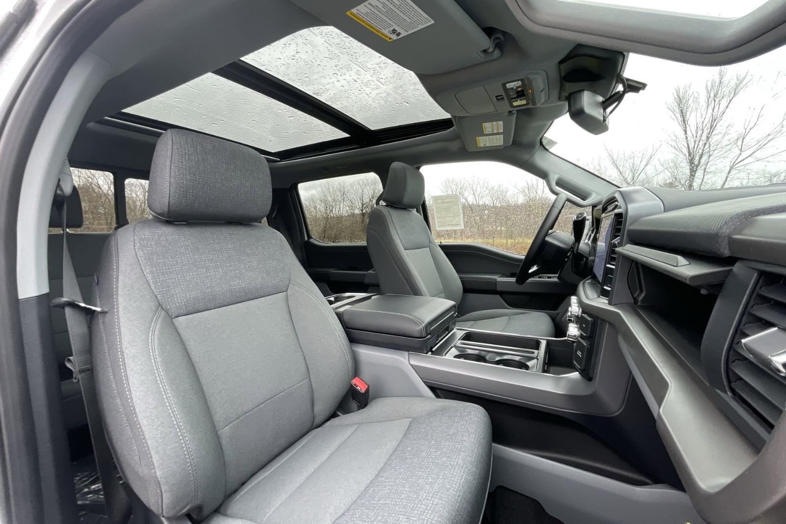 2024 Ford F-150 Vehicle Photo in Belle Vernon, PA 15012