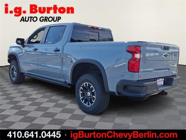 2025 Chevrolet Silverado 1500 Vehicle Photo in BERLIN, MD 21811-1121