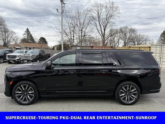2022 Cadillac Escalade ESV Vehicle Photo in CHICOPEE, MA 01020-5001