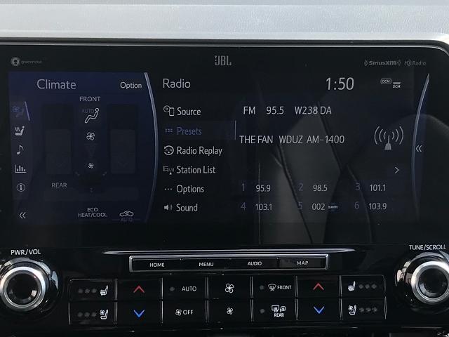 2021 Toyota Highlander Vehicle Photo in GREEN BAY, WI 54303-3330
