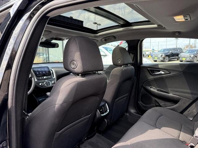 2022 Chevrolet Malibu Vehicle Photo in CHICOPEE, MA 01020-5001