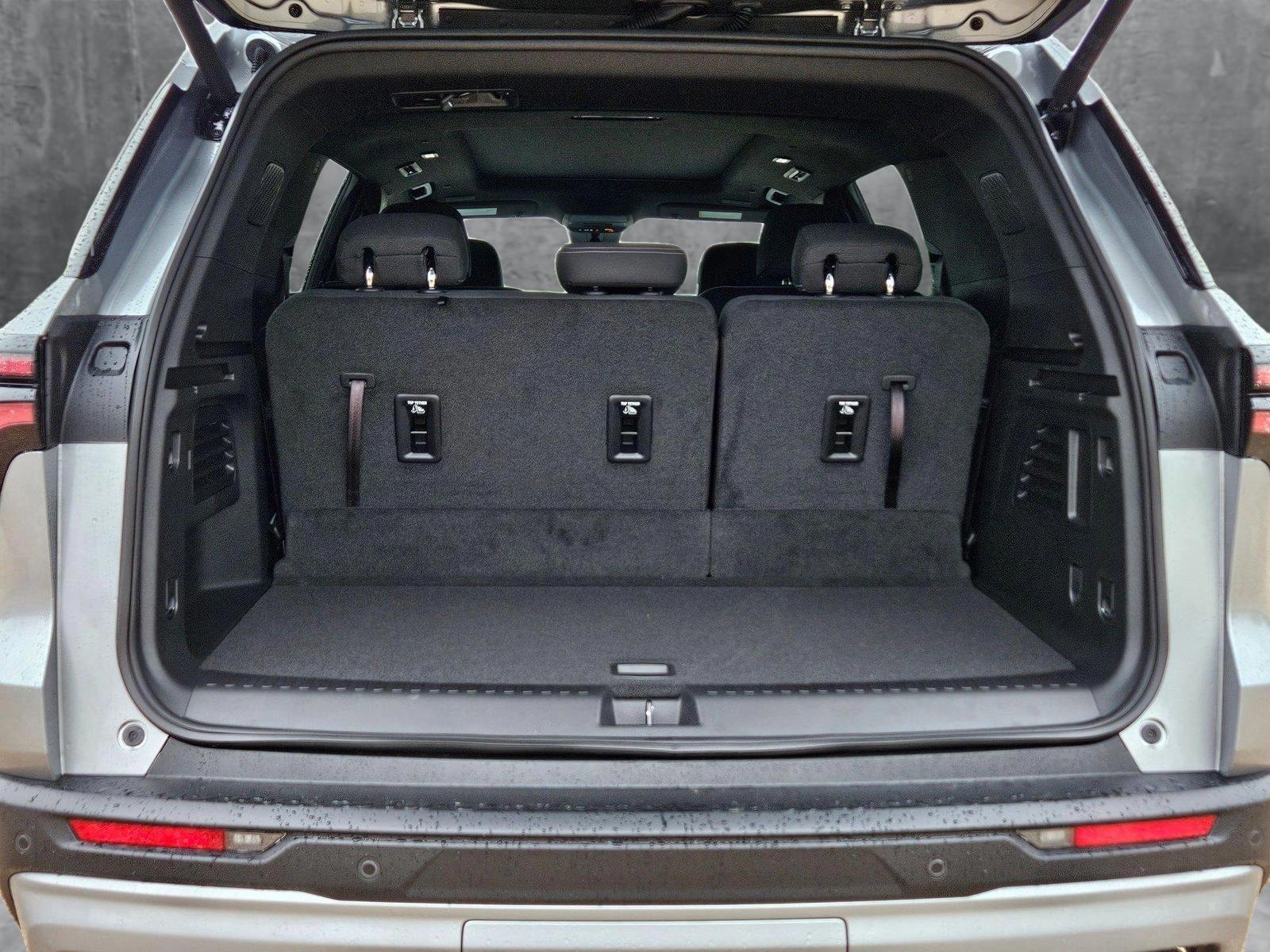 2025 Chevrolet Traverse Vehicle Photo in WACO, TX 76710-2592