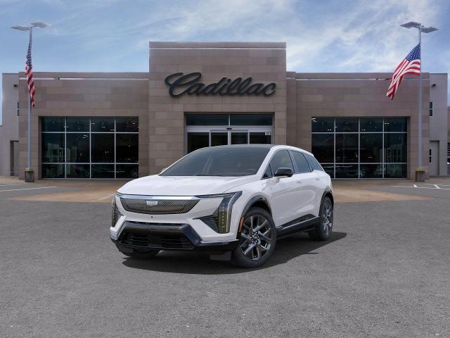 2025 Cadillac OPTIQ Vehicle Photo in KANSAS CITY, MO 64114-4545