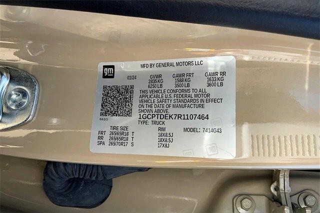 2024 Chevrolet Colorado Vehicle Photo in TOPEKA, KS 66609-0000