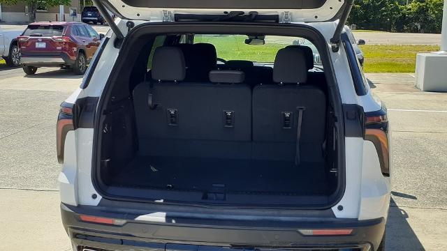 2024 Chevrolet Traverse Vehicle Photo in ROXBORO, NC 27573-6143