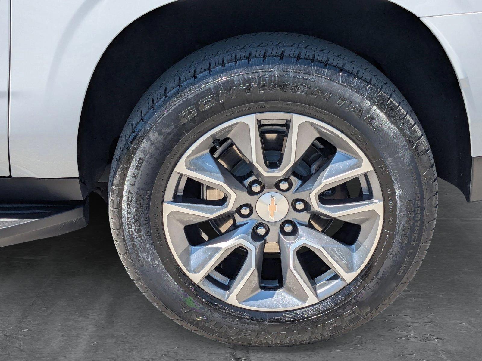 2024 Chevrolet Suburban Vehicle Photo in Miami, FL 33169