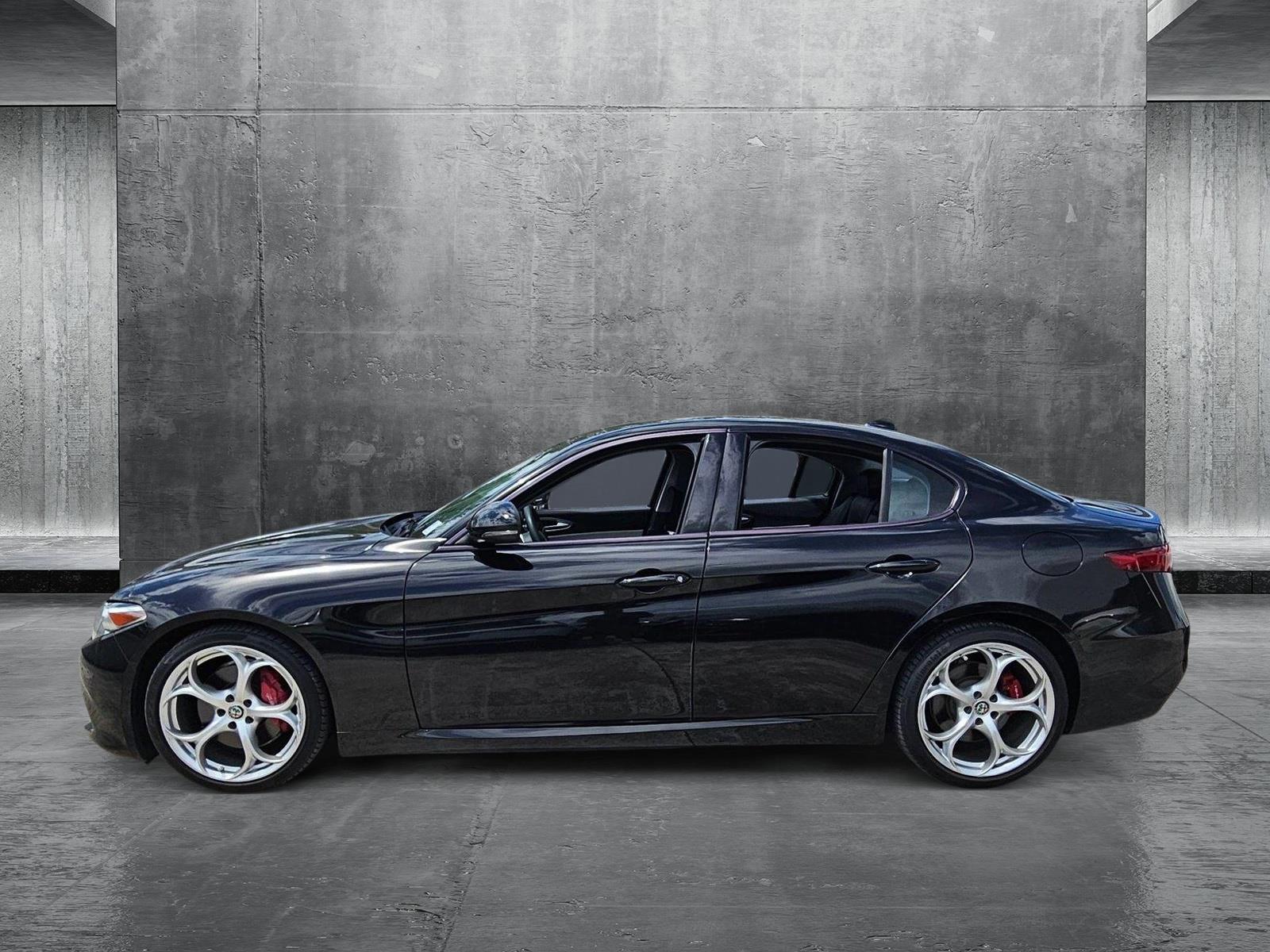 2019 Alfa Romeo Giulia Vehicle Photo in Pembroke Pines , FL 33027