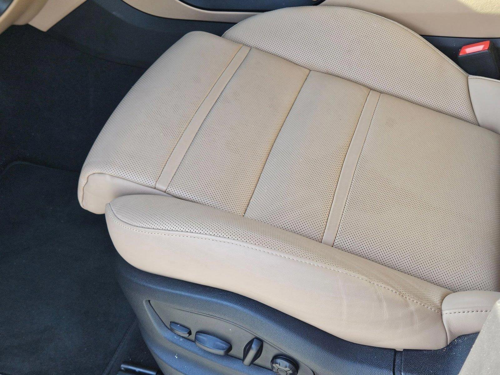 2024 Porsche Cayenne Vehicle Photo in Fort Lauderdale, FL 33316