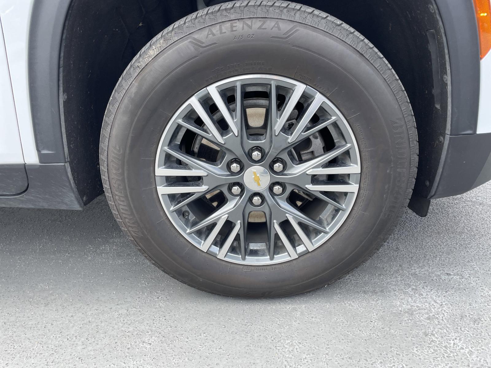 2024 Chevrolet Traverse Vehicle Photo in LOS ANGELES, CA 90007-3794